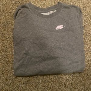 nike long sleeve, used once.